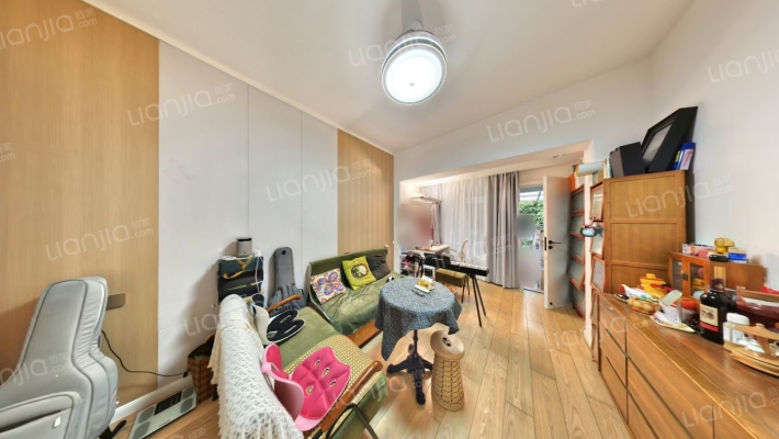 四宜路10号二手房实景图