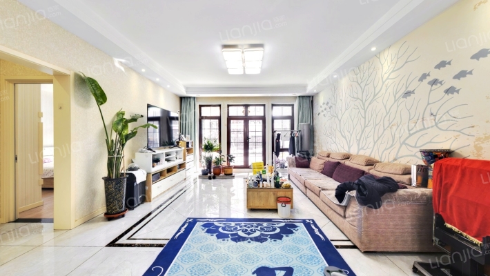 溪岸艺墅二手房实景图