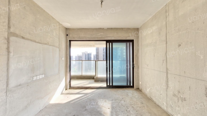 华发城建四季半岛水晶湾二手房实景图