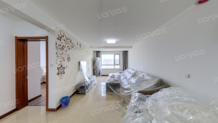 维士法兰香颂二手房实景图