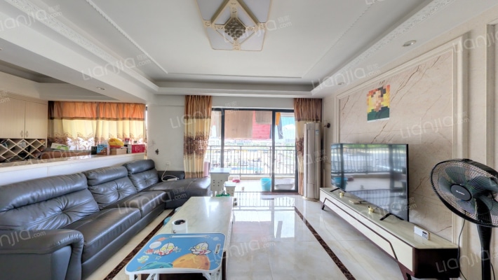 沁美家园二手房实景图