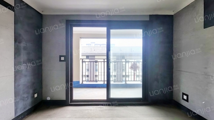 建业城君望西院二手房实景图