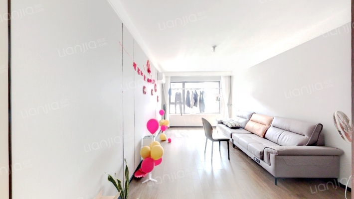 东韵雅苑二手房实景图