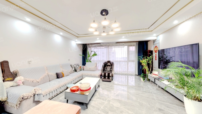 净月深水湾二手房实景图