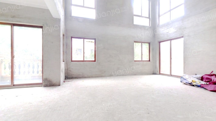 桐庐金色港湾度假村二手房实景图