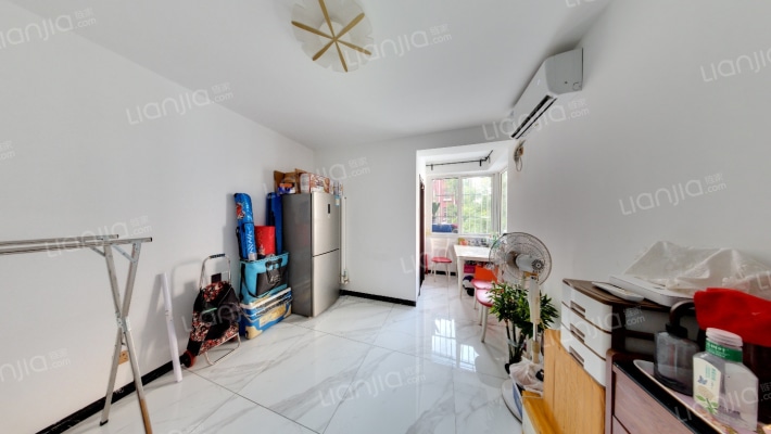 蓝岸森林二手房实景图