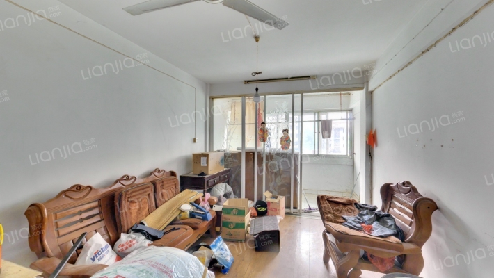 天魏小区二手房实景图
