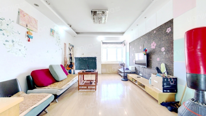 宜家龙臣二手房实景图