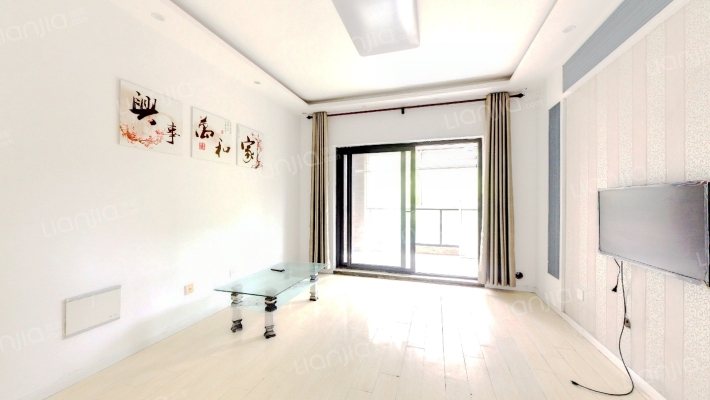 滴水湖馨苑一期二手房实景图