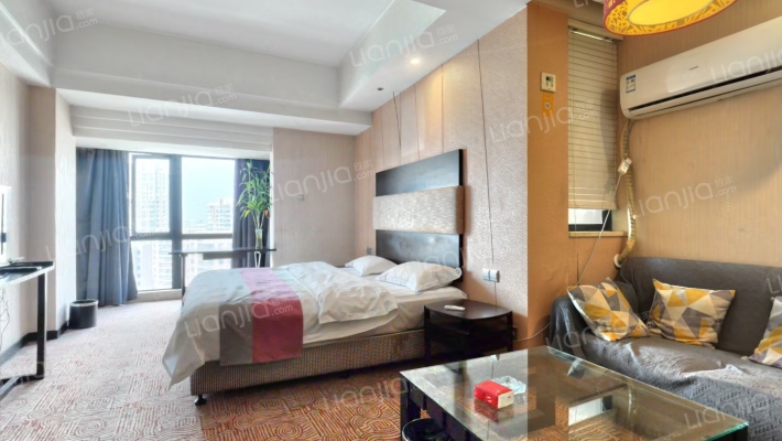 雅戈尔YAKR公馆二手房实景图