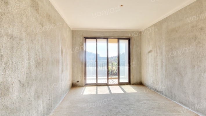 湾里区云溪谷小区二手房实景图