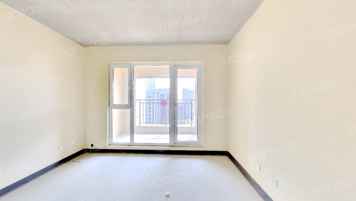 中金泓府二期二手房实景图