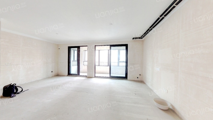 龙湖龙誉城东区二手房实景图