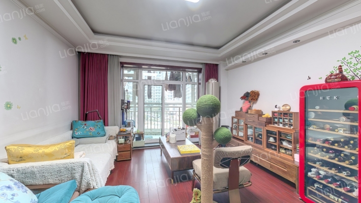 湖畔嘉园二手房实景图