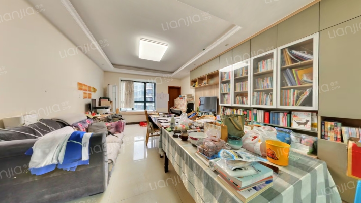 大地锦苑二手房实景图