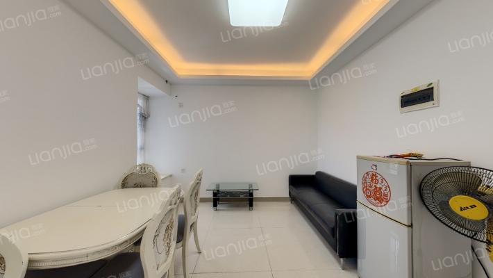 华盈尚轩二手房实景图