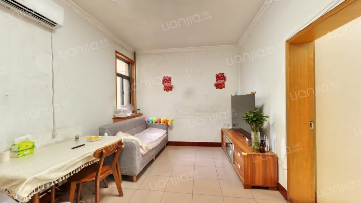 人和路6号院二手房实景图