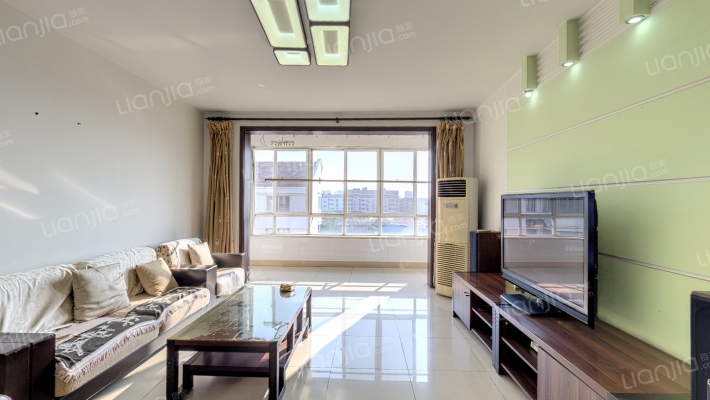 华诚花苑二手房实景图