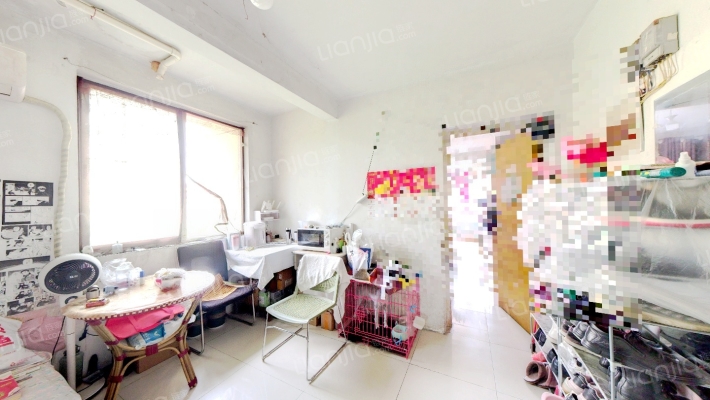 泾园新村南区二手房实景图