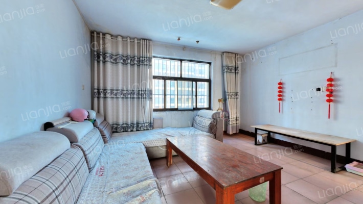 水利技工学校家属院二手房实景图