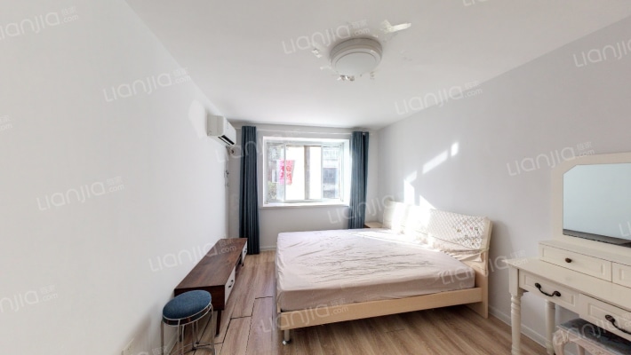 照湖里二手房实景图