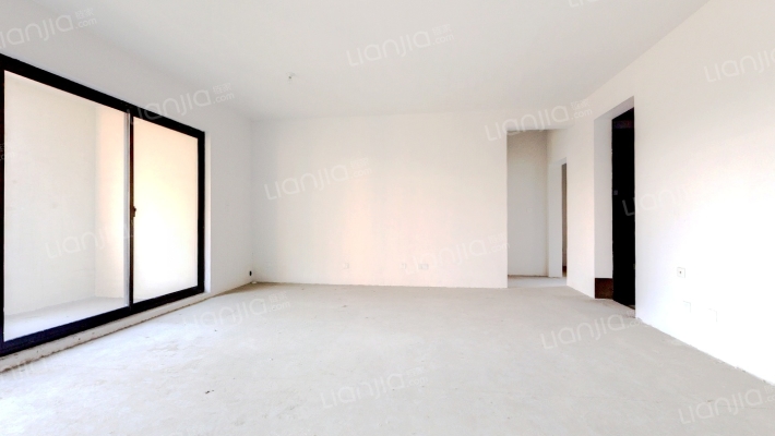 昕悦名邸二手房实景图