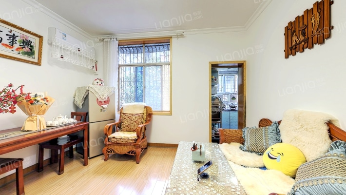 钢花新村107街坊二手房实景图