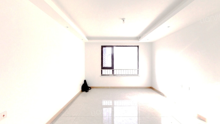 秀拉花园二手房实景图