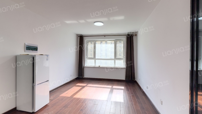 保利溪湖林语三期二手房实景图