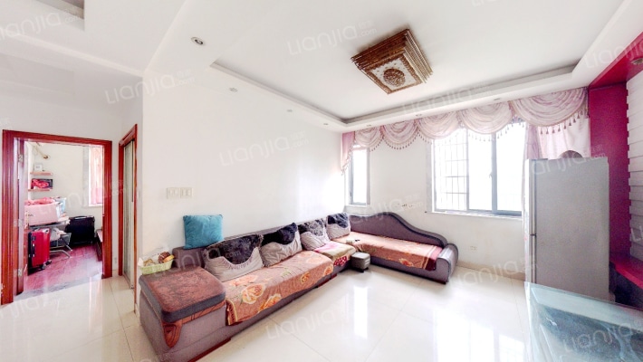 唯美花园二手房实景图