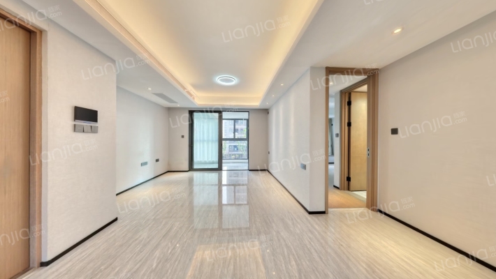 万科·颐和玲珑花园二手房实景图