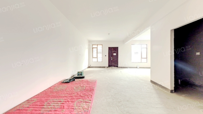 保利温莎郡二手房实景图