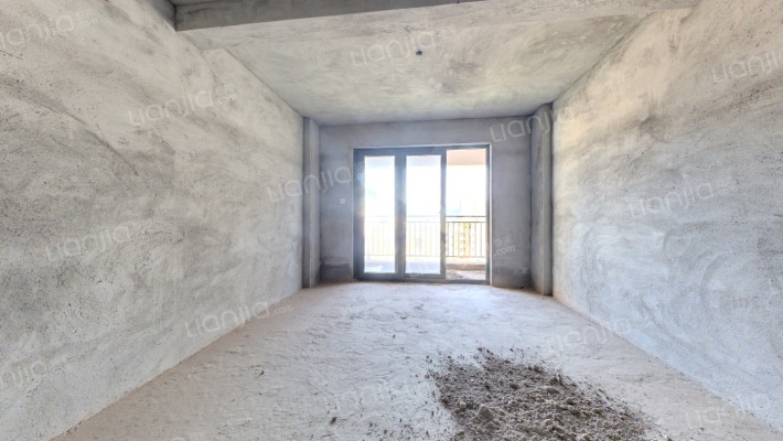 枫丹白鹭园二手房实景图