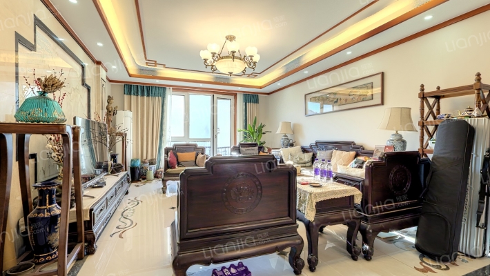 西山艺境7号院二手房实景图