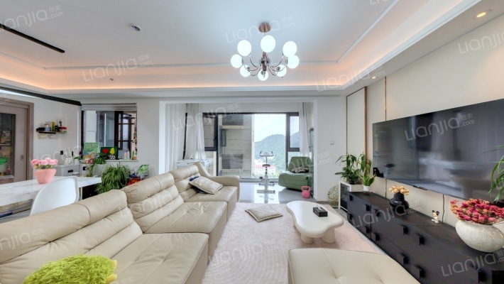 青秀楠庭二手房实景图