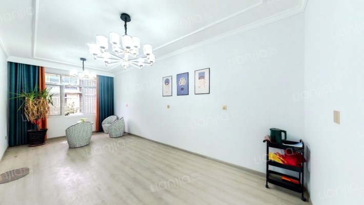 德阳市林业局宿舍区大院二手房实景图