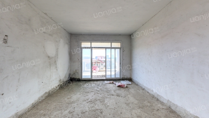 丽湖名居二手房实景图