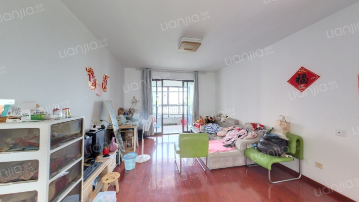 万达揽湖苑C区二手房实景图