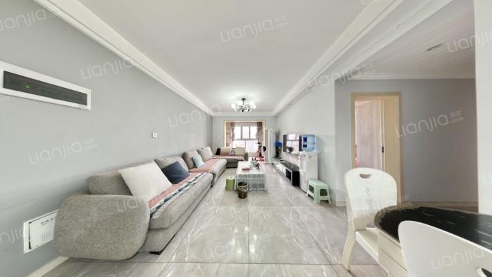 中航城二手房实景图