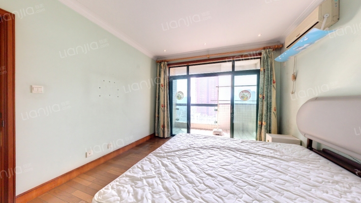 静安丽舍二手房实景图