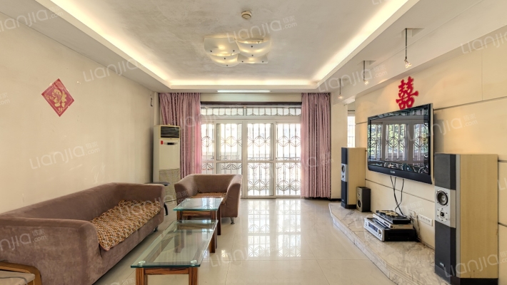 鸿福家园二手房实景图