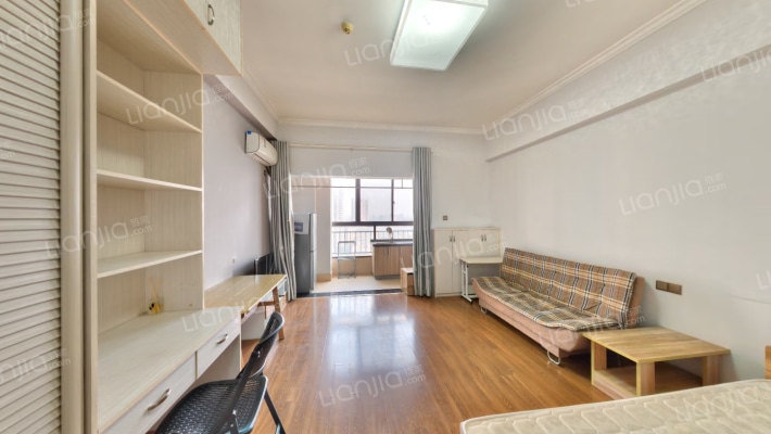 保利麓谷林语I区二手房实景图