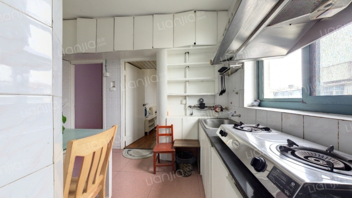 淞南新村二手房实景图