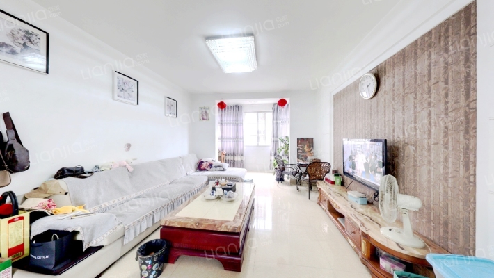 常乐酒堡家属楼二手房实景图