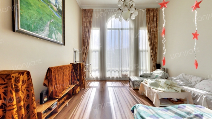 净月名仕山庄B区二手房实景图