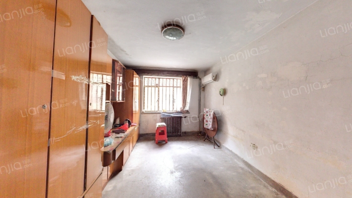 信德里二手房实景图