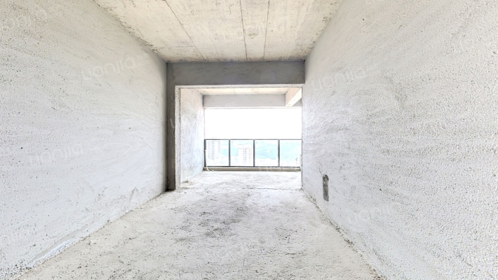 华泓四季嘉园二手房实景图