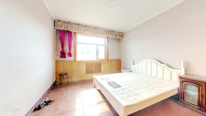 党校宿舍二手房实景图