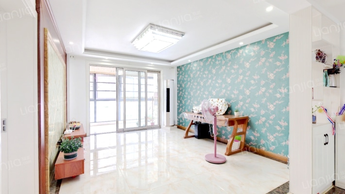 都市嘉源小区二手房实景图