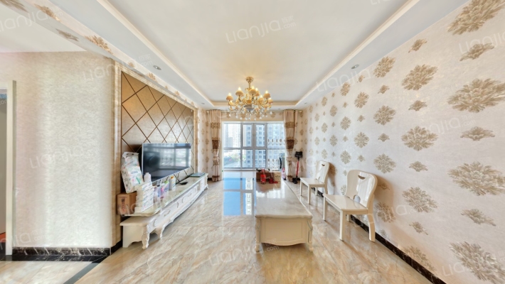 西安深国投中心二手房实景图